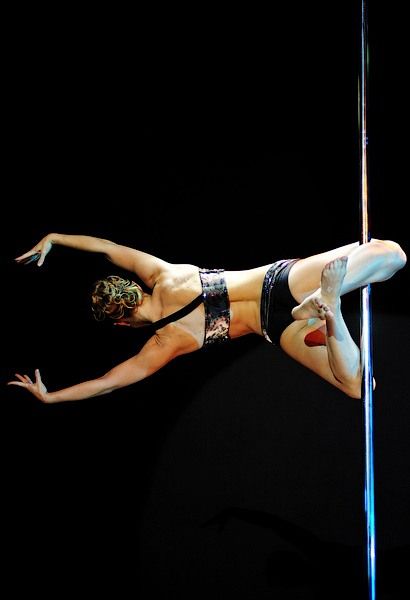 Pole Dance05