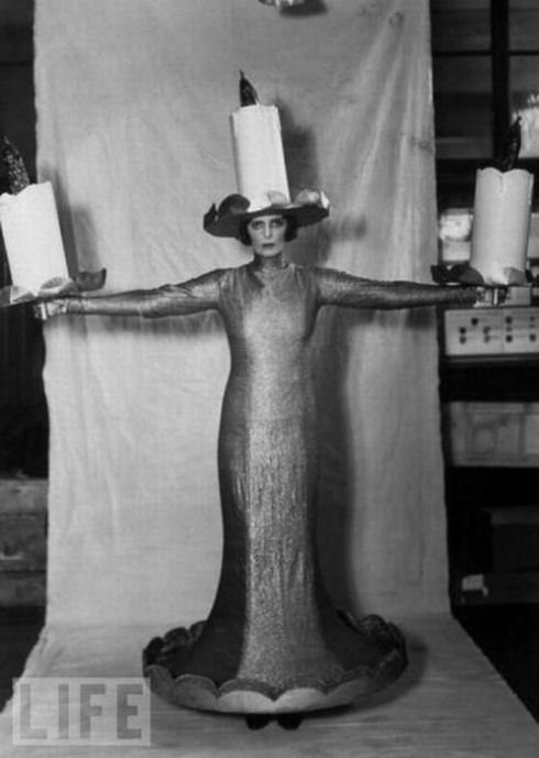 1930