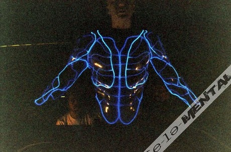 Tim Burton-superman_lives_costume- (13)