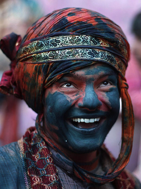 lathmar-holi-in-india-10