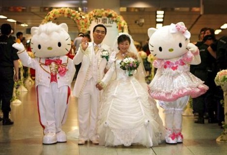 World_s_Best_Bizarre_Funny_Wedding_Photos_12
