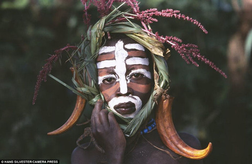 Tribal Decoration from Africa 08