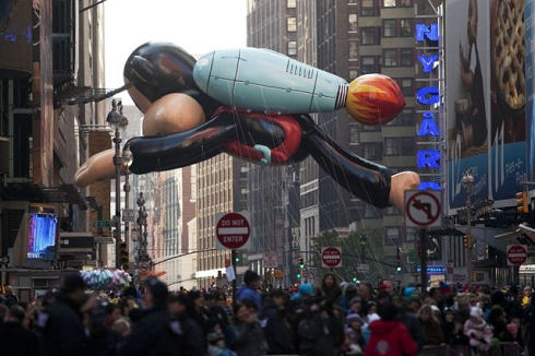 amazing_photos_of_macys_thanksgiving_day_parade_640_21