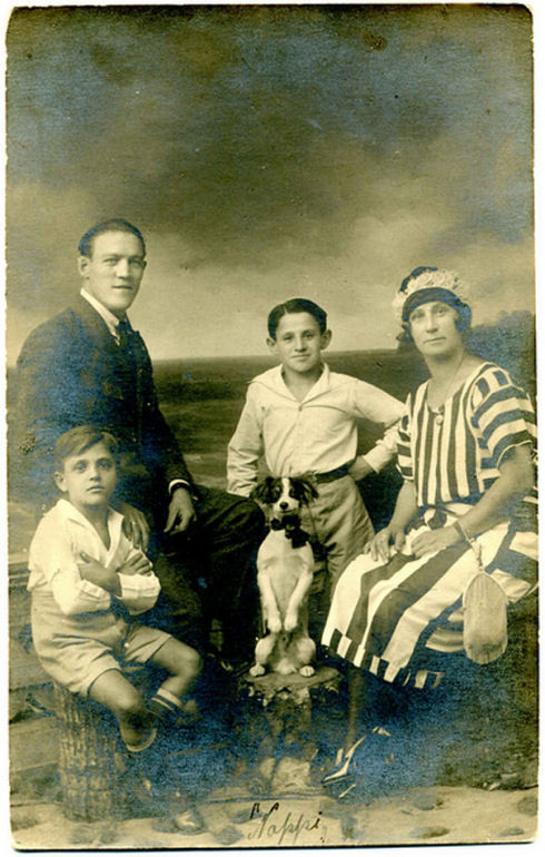 VINTAGE VAUDEVILLE PHOTOS 24