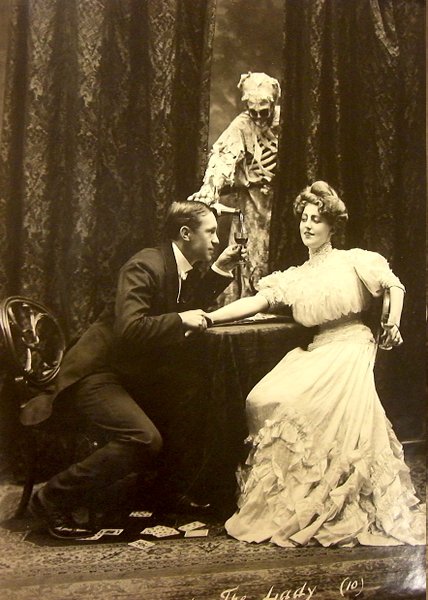 Death and the Lady 02(2)