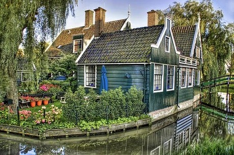fairytales-houses-16