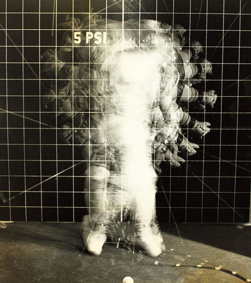 space-suit-motion-test-1