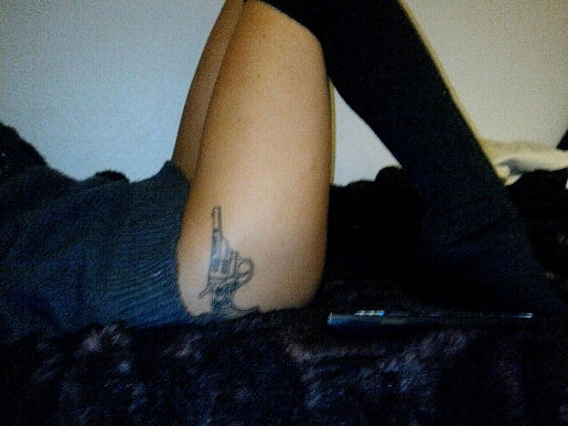 Girls with Gun Tattoos 15