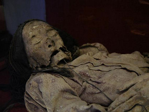 mexicos-mummy-museum_09