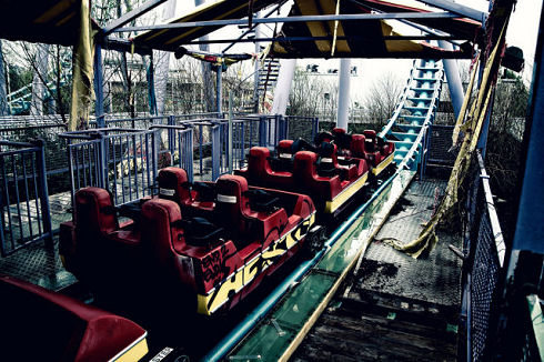 creepy_derelict_six_flags_amusement_park_640_04