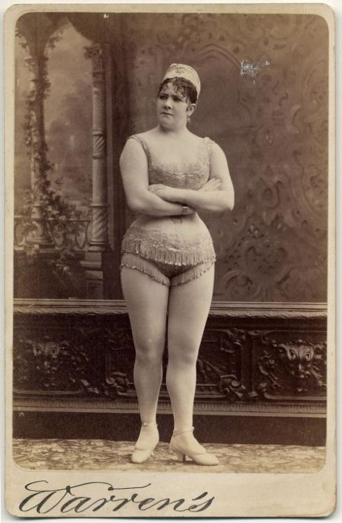 EXOTIC_DANCERS_1890s_03