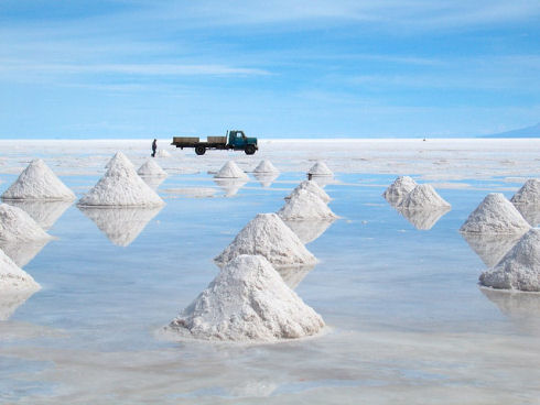 Salar de Uyuni sea of salt 5