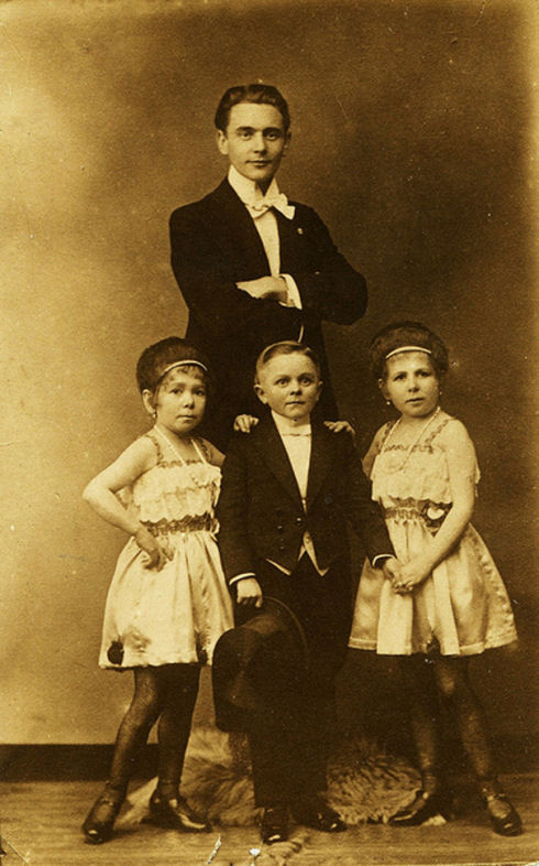 VINTAGE VAUDEVILLE PHOTOS 10