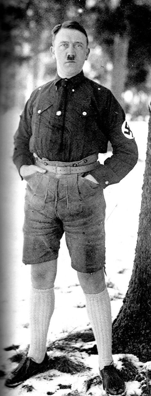 Hitler in Shorts 03