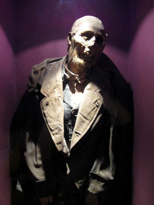 mexicos-mummy-museum_02
