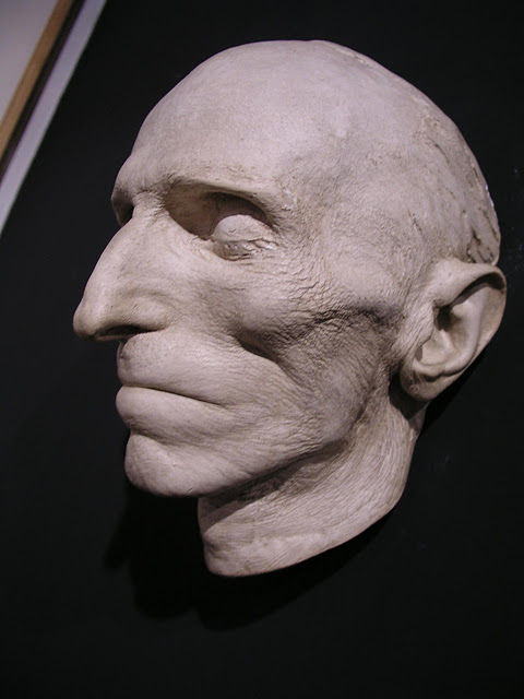 nicola tesla death mask