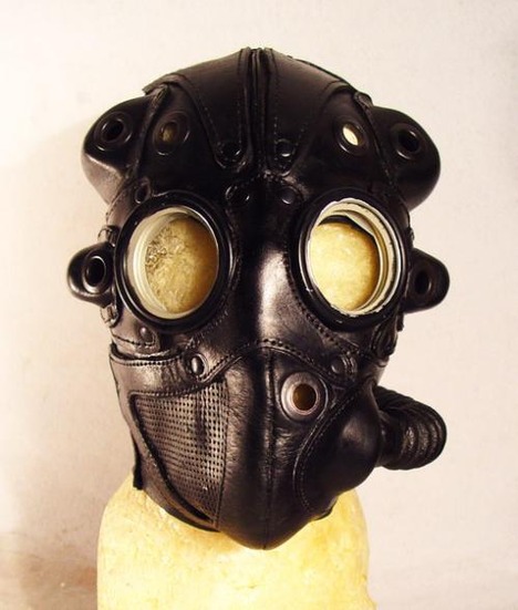 steampunk-lord-gasmask-front