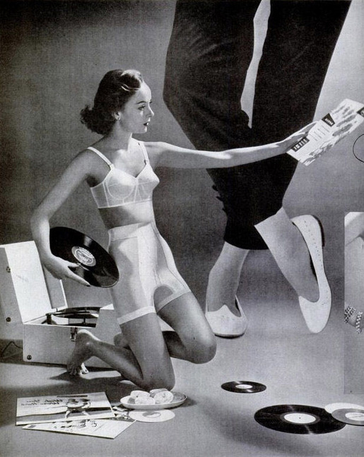 Vintage Lingerie Ads 02