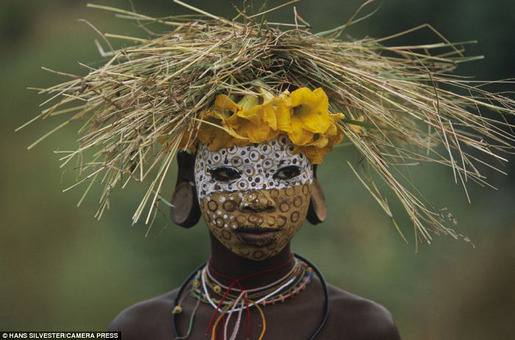Tribal Decoration from Africa 07