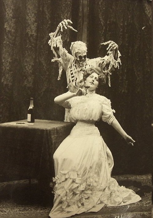 Death and the Lady 07