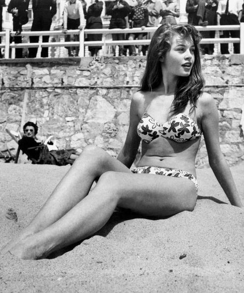 1953_French actress Brigitte Bardot