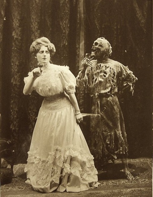 Death and the Lady 01