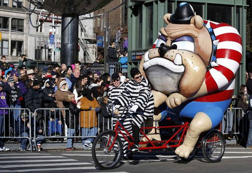 amazing_photos_of_macys_thanksgiving_day_parade_640_08