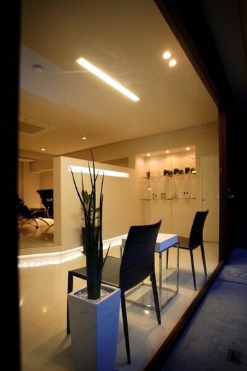 61F32D8B1A594A4280DA38EC27708700