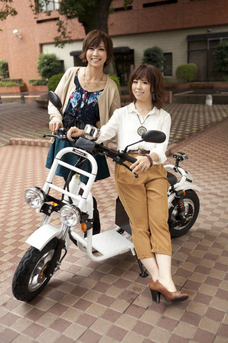 藤森由香＆由美-02