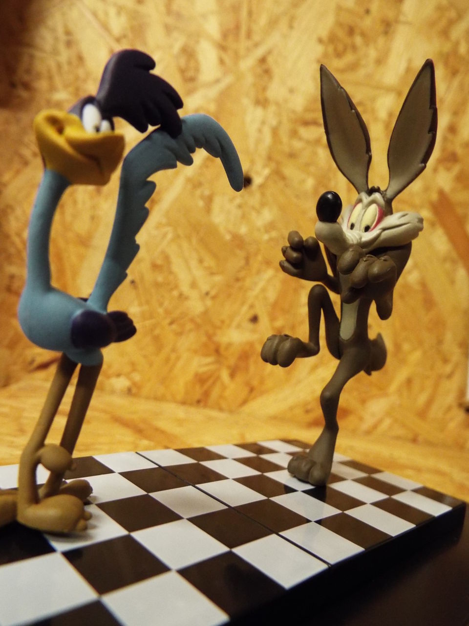 最大70 オフ ロードランナー2個ワイリーコヨーテ フィギュア Atak Com Br