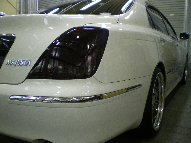 18　マジェスタ　純正加工スモークテール 即決値下げ18系マジェスタ スモークテール