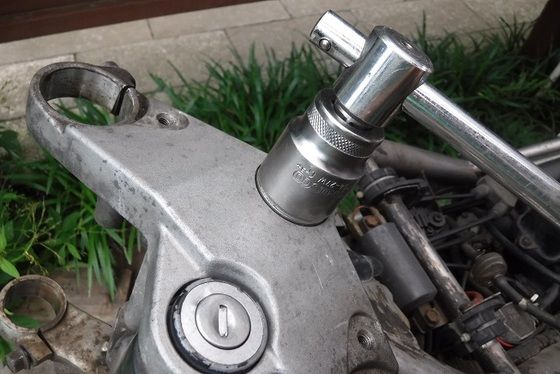 R1－Z ステムベアリング交換 作業編 : CCIS