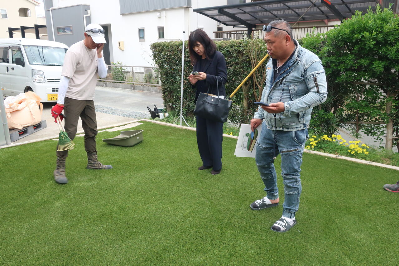 人工芝現場見学会4月22日 (11)
