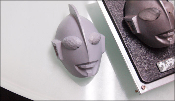 M1号　ウルトラマン　粘土マスク　サイン　フィギュア M1号 ウルトラマン 粘土マスク サイン フィギュア - メルカリ