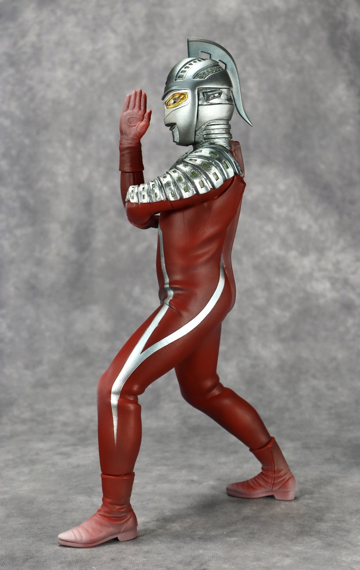 Yahoo!オークション - CCP 1/6特撮シリーズ ウルトラセブン