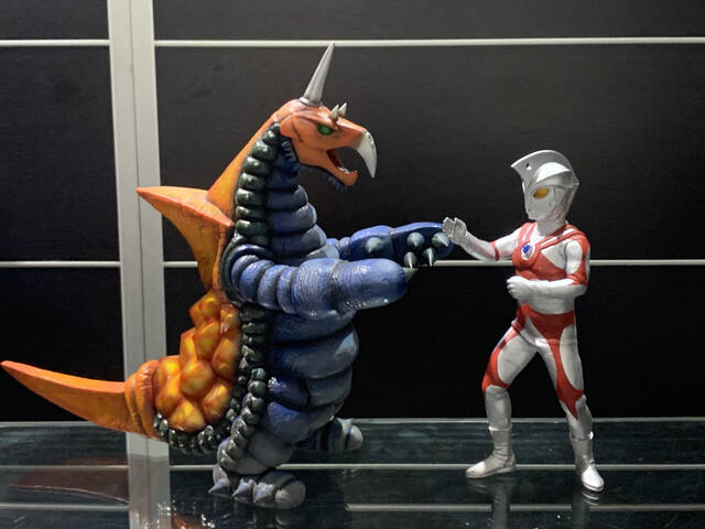 ウルトラマンA 一角超獣バキシム CCP JAPAN 1/6 あみあみニュース on X: