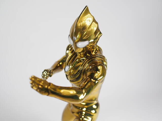 ウルトラマンティガ メッキVer.！ : CCPJAPANインフォメーション