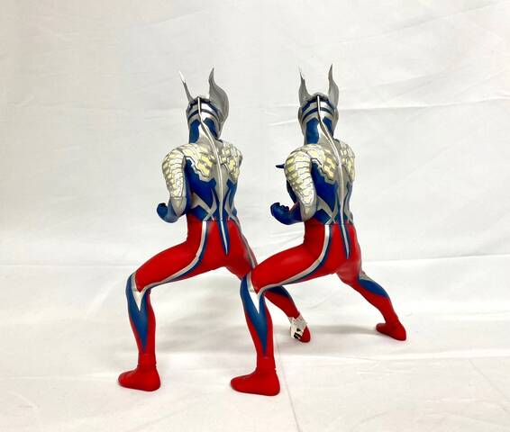 製造チーム報告記】ウルトラマンゼロ・ベリアル進行中 : CCPJAPAN