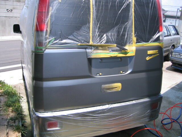 バモスちゃんのリアゲート塗装完了 330系セドリックとms100系クラウンの部屋 バモスちゃんのリアゲート塗装完了 330系セドリックとms100系クラウンの部屋