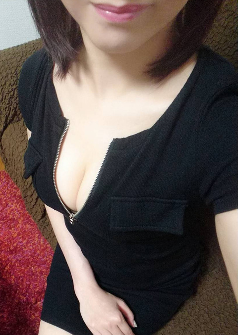 49713