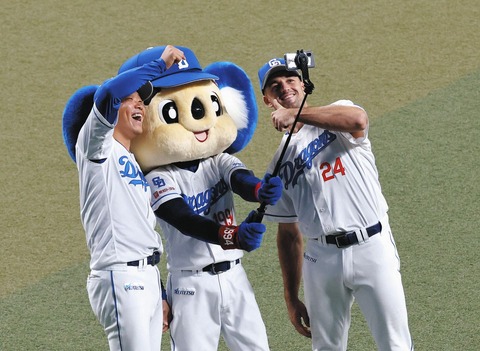 a65d2e137b0f96f8ee54af7510bef14e_1