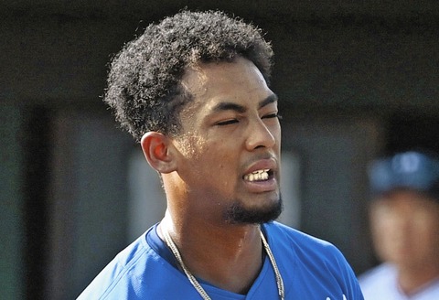 da59575290ea1e41e0d06f394961b73a_1