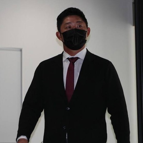 2CE07F8C-1131-41AA-9F26-B9A6F674953C