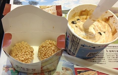 マクド モチモチチーズボールとヘーゼルナッツオレオ