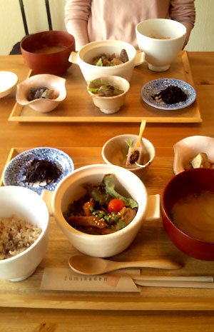 lunch_20121027155250.jpg