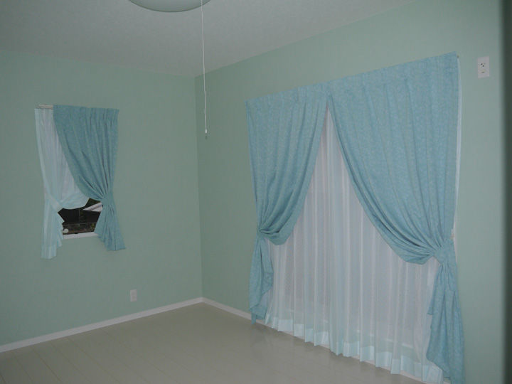 色のカーテンその２ 青 インテリア館セレス のブログ