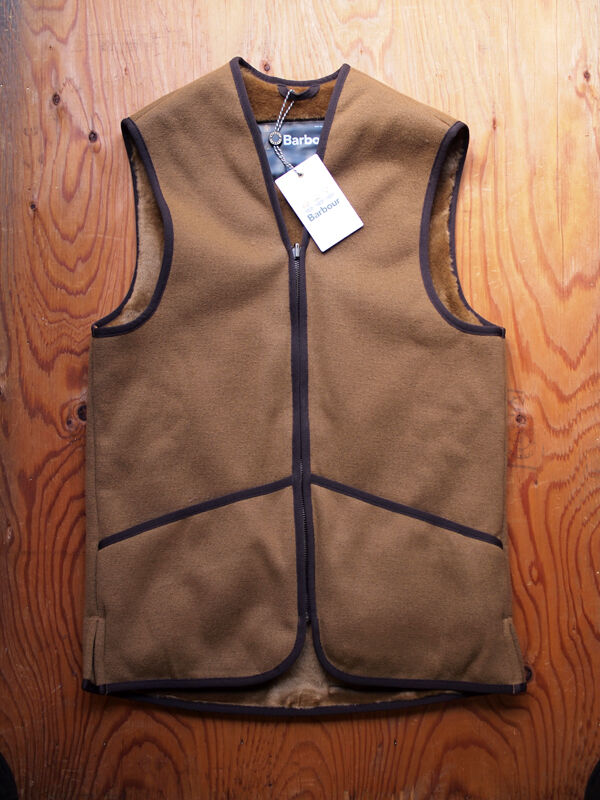 新品 Barbour warm pile waistcoat 40ライナー