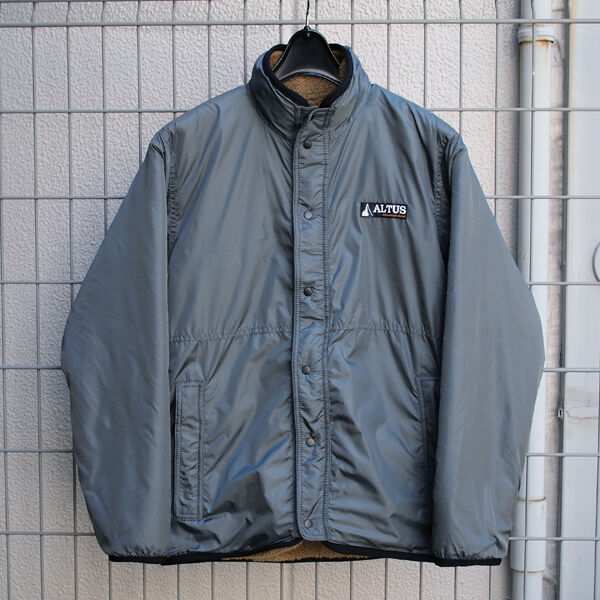 ALTUS Mountain Gear / アルタス・マウンテンギア】表裏で表情が ALTUS Mountain Gear / アルタス・マウンテンギア】表裏で表情が