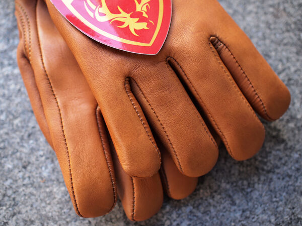 チャーチル グローブ Mサイズ キャメル チャーチル グローブ Mサイズ キャメル CHURCHILL GLOVE（チャーチル