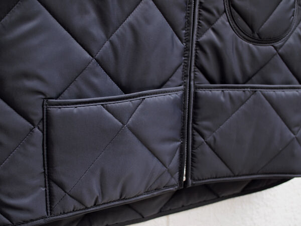 SNAP'N'WEAR / スナップンウェア】#300 Quilted Nylon Vest. 軽量で